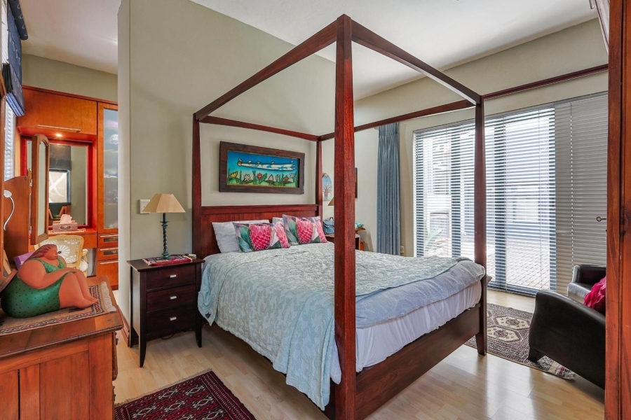 5 Bedroom Property for Sale in The Wilds Gauteng