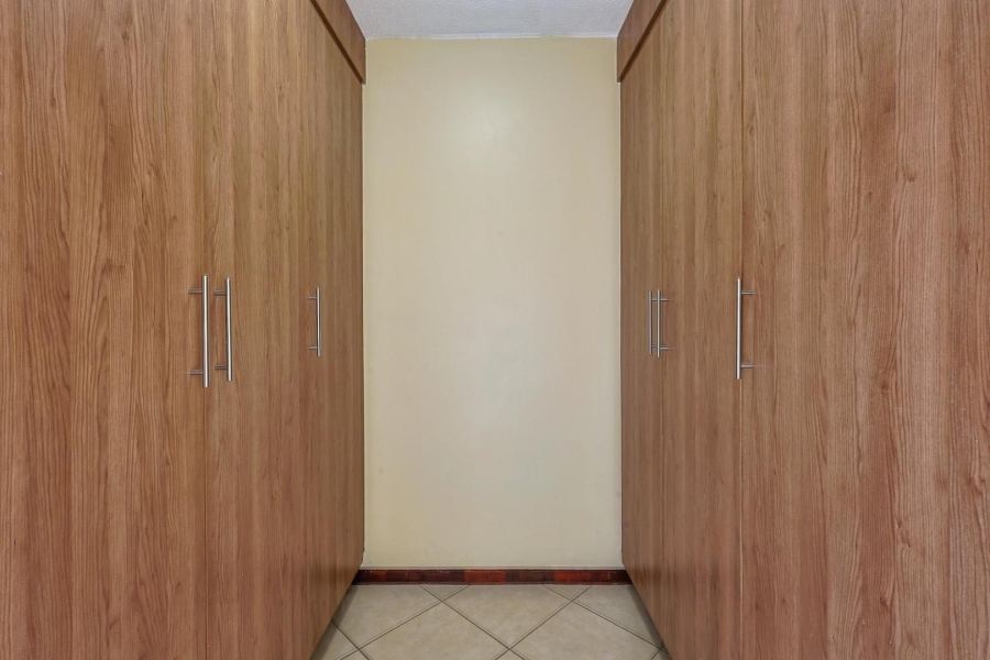 4 Bedroom Property for Sale in Mooikloof Ridge Gauteng