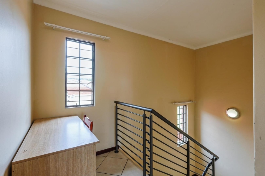 4 Bedroom Property for Sale in Mooikloof Ridge Gauteng