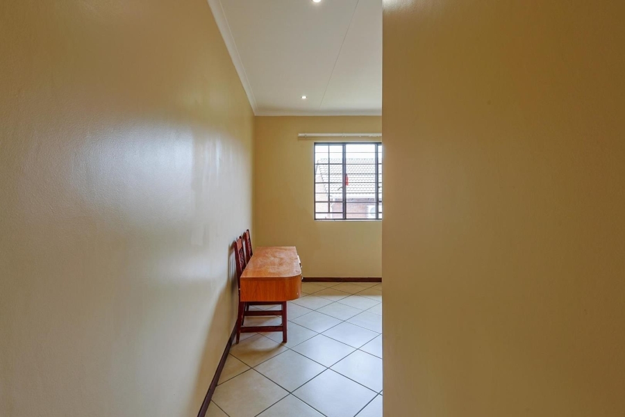 4 Bedroom Property for Sale in Mooikloof Ridge Gauteng