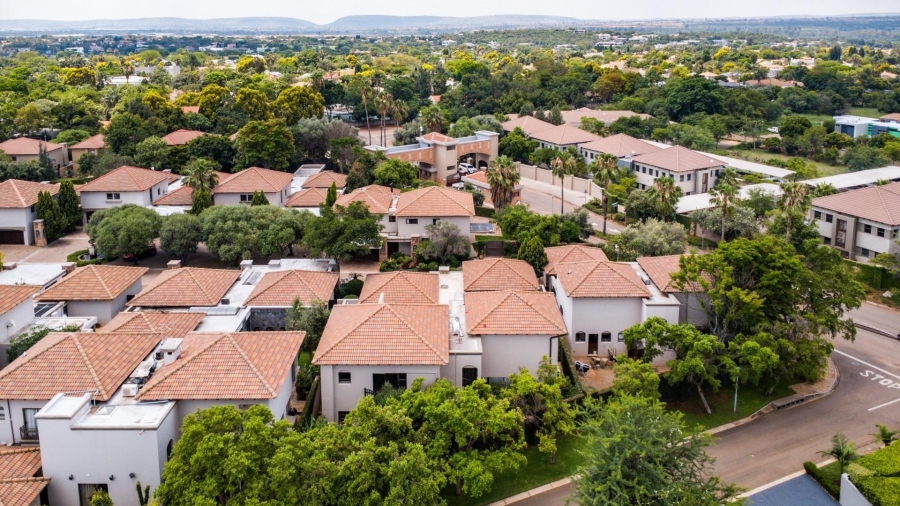 3 Bedroom Property for Sale in Silverwoods Country Estate Gauteng