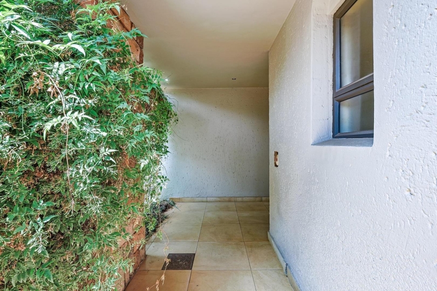 3 Bedroom Property for Sale in Silverwoods Country Estate Gauteng