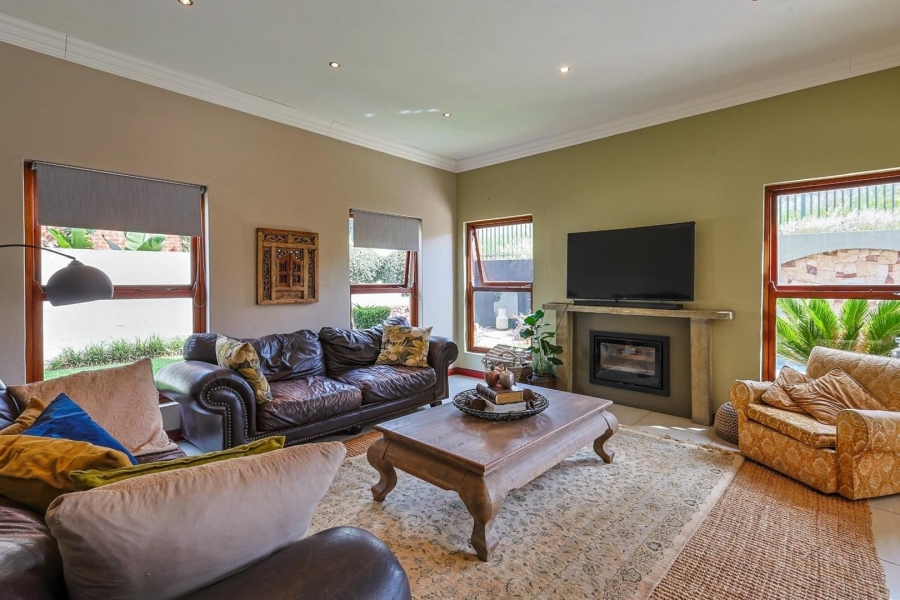 5 Bedroom Property for Sale in Rietvalleirand Gauteng