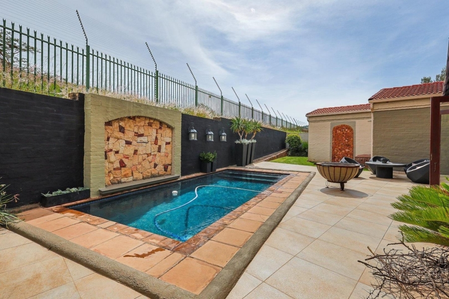 5 Bedroom Property for Sale in Rietvalleirand Gauteng