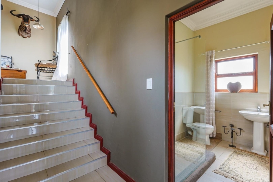 5 Bedroom Property for Sale in Rietvalleirand Gauteng