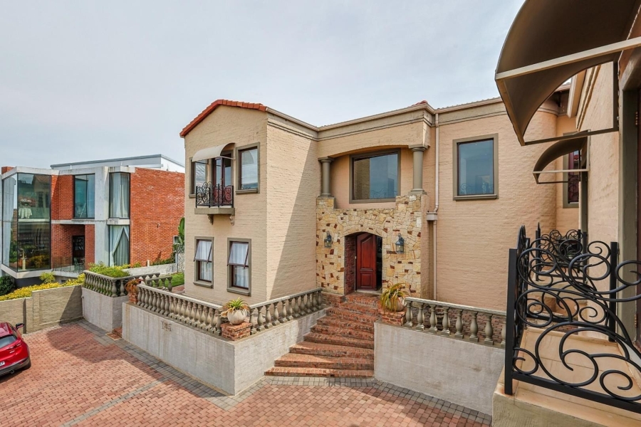 5 Bedroom Property for Sale in Rietvalleirand Gauteng