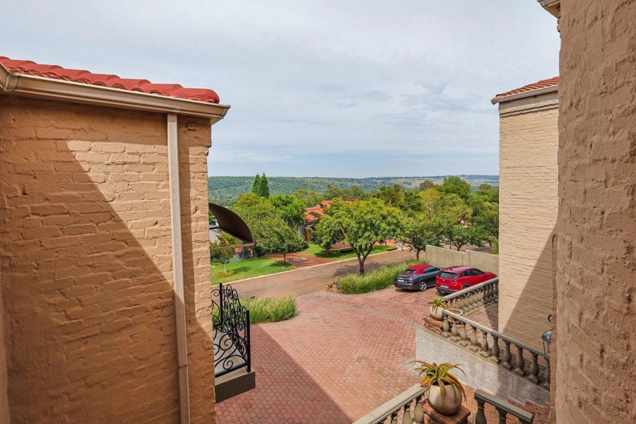 5 Bedroom Property for Sale in Rietvalleirand Gauteng