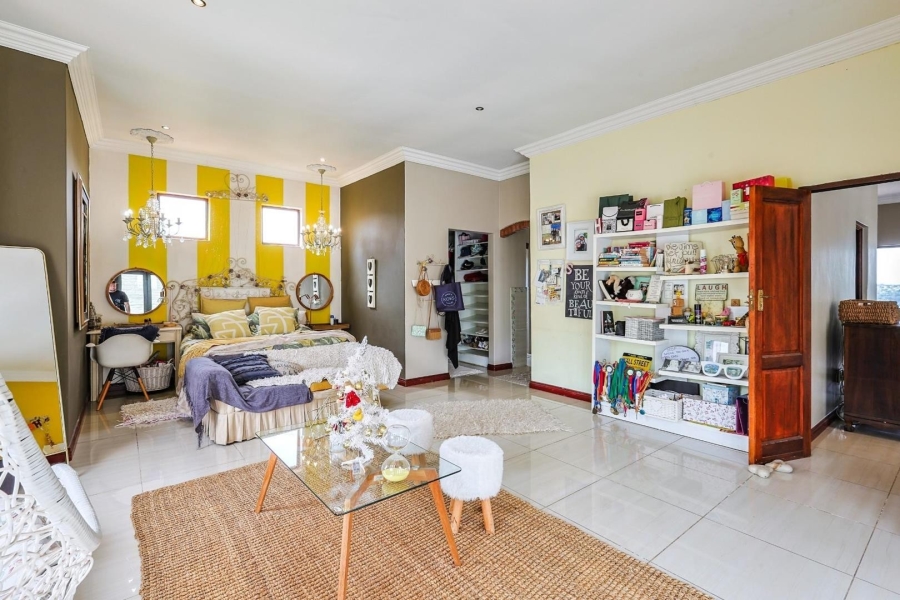 5 Bedroom Property for Sale in Rietvalleirand Gauteng