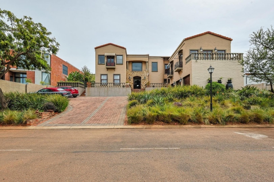 5 Bedroom Property for Sale in Rietvalleirand Gauteng