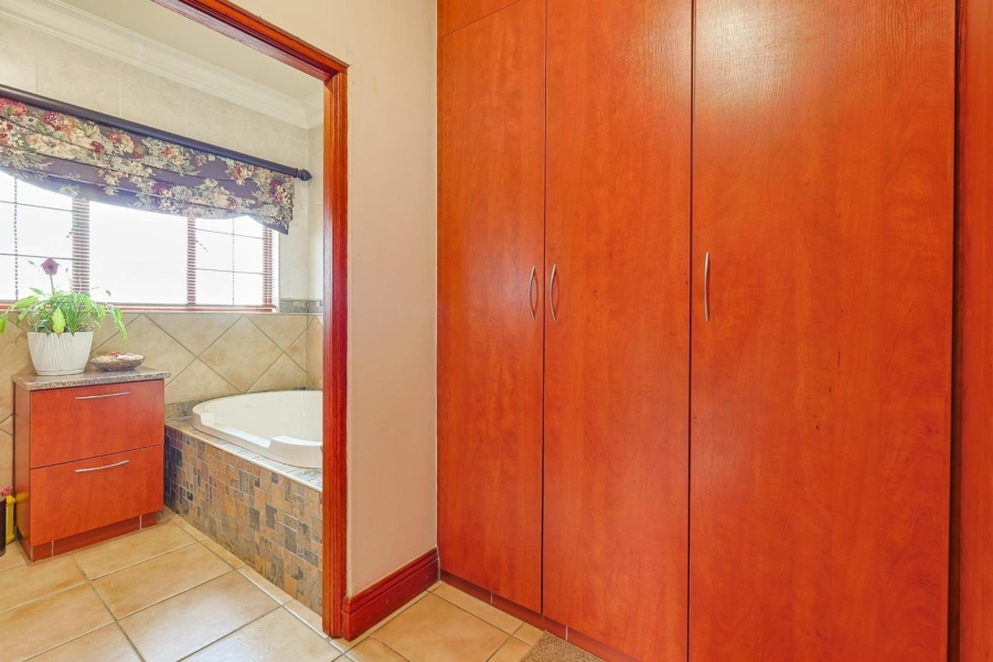 3 Bedroom Property for Sale in Monument Park Gauteng