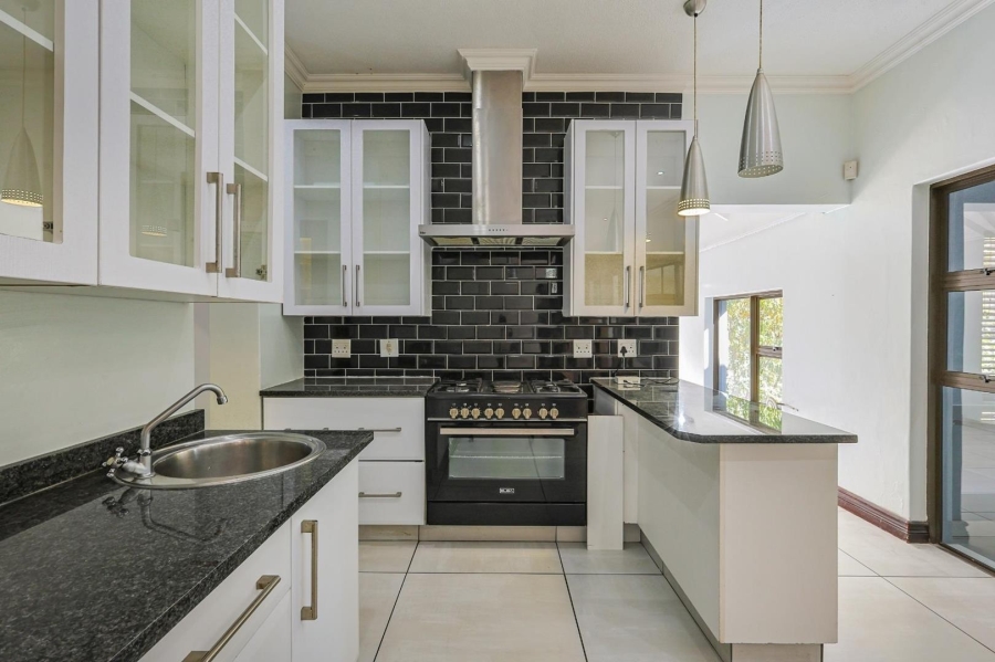 4 Bedroom Property for Sale in Olympus AH Gauteng