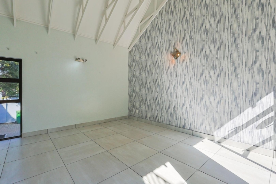 4 Bedroom Property for Sale in Olympus AH Gauteng