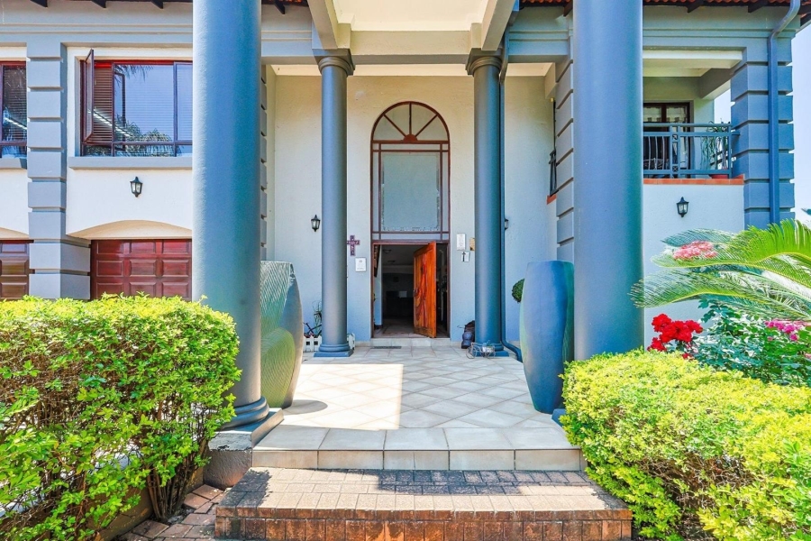 4 Bedroom Property for Sale in Woodhill Estate Gauteng