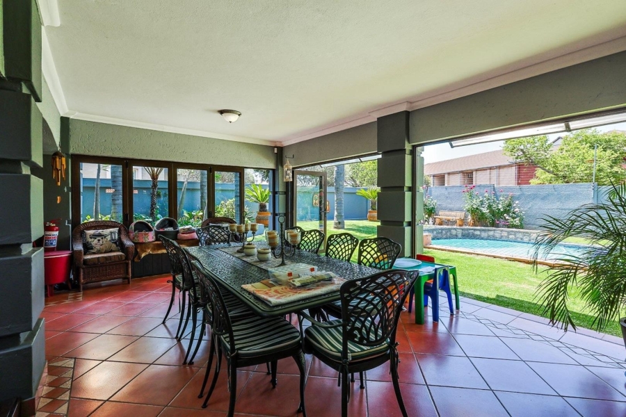 4 Bedroom Property for Sale in Woodhill Estate Gauteng