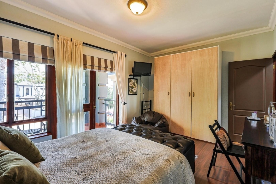 4 Bedroom Property for Sale in Woodhill Estate Gauteng