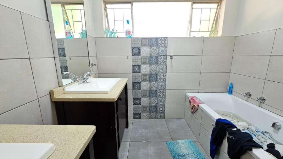 4 Bedroom Property for Sale in Lynnwood Glen Gauteng