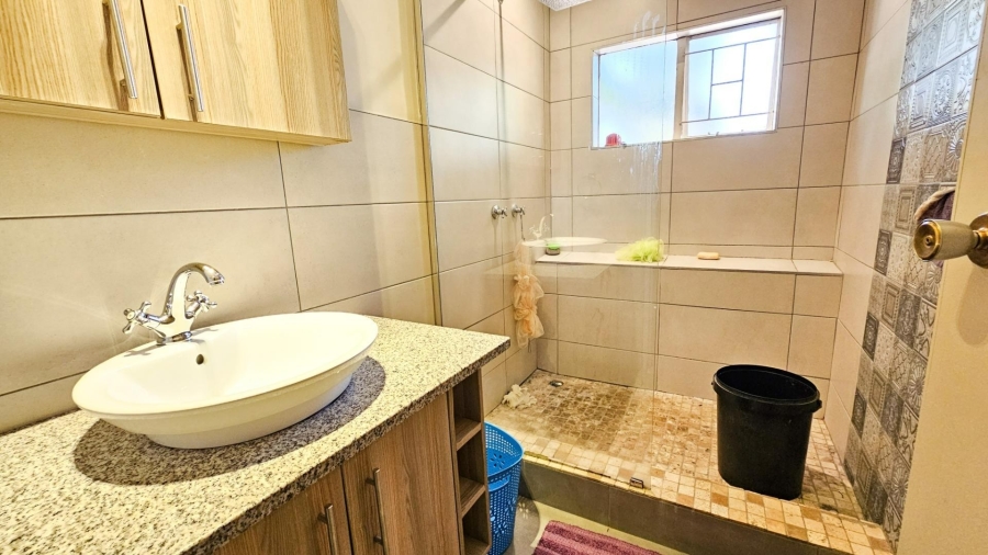 4 Bedroom Property for Sale in Lynnwood Glen Gauteng