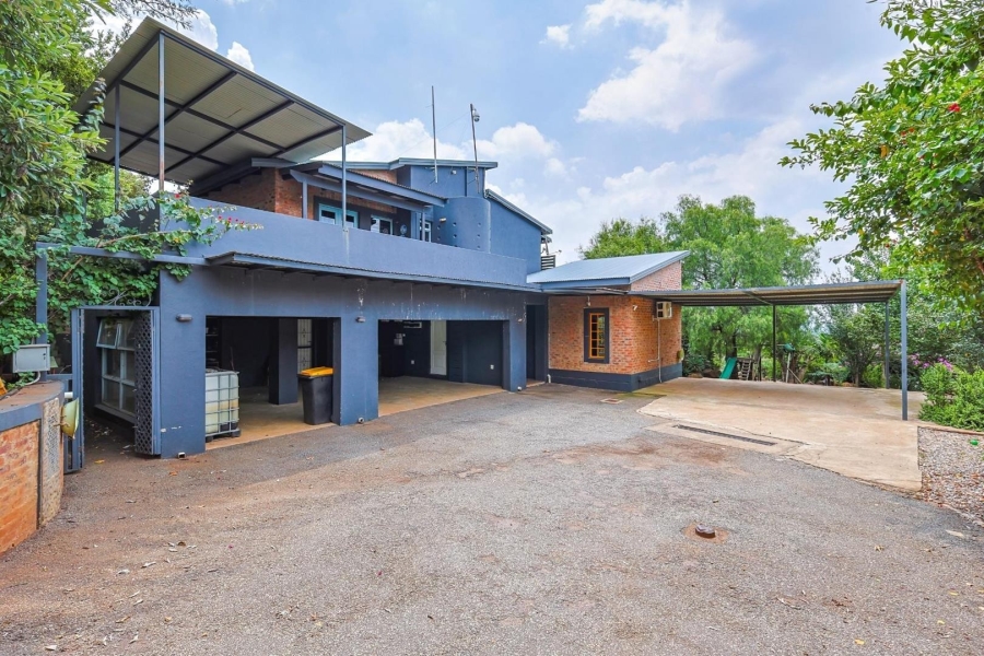 5 Bedroom Property for Sale in Tyger Valley Gauteng