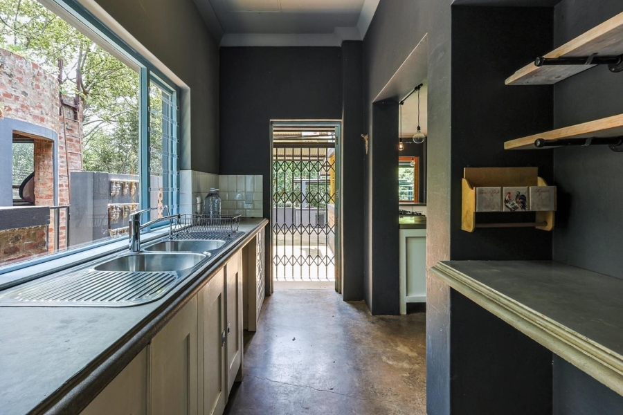 5 Bedroom Property for Sale in Tyger Valley Gauteng