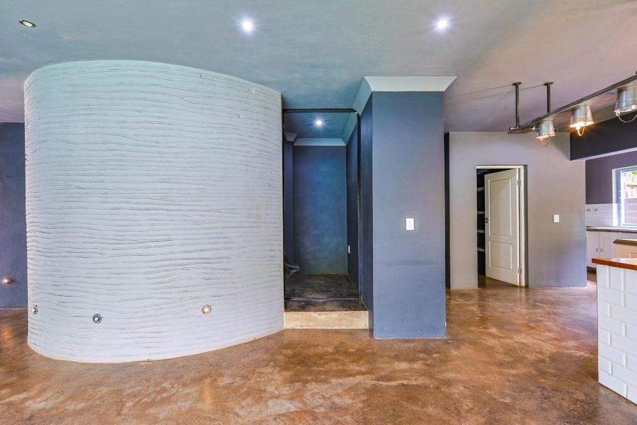 5 Bedroom Property for Sale in Tyger Valley Gauteng