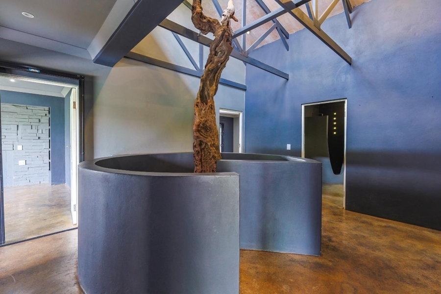 5 Bedroom Property for Sale in Tyger Valley Gauteng