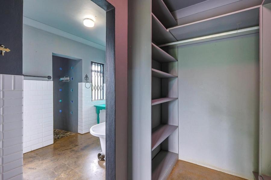 5 Bedroom Property for Sale in Tyger Valley Gauteng