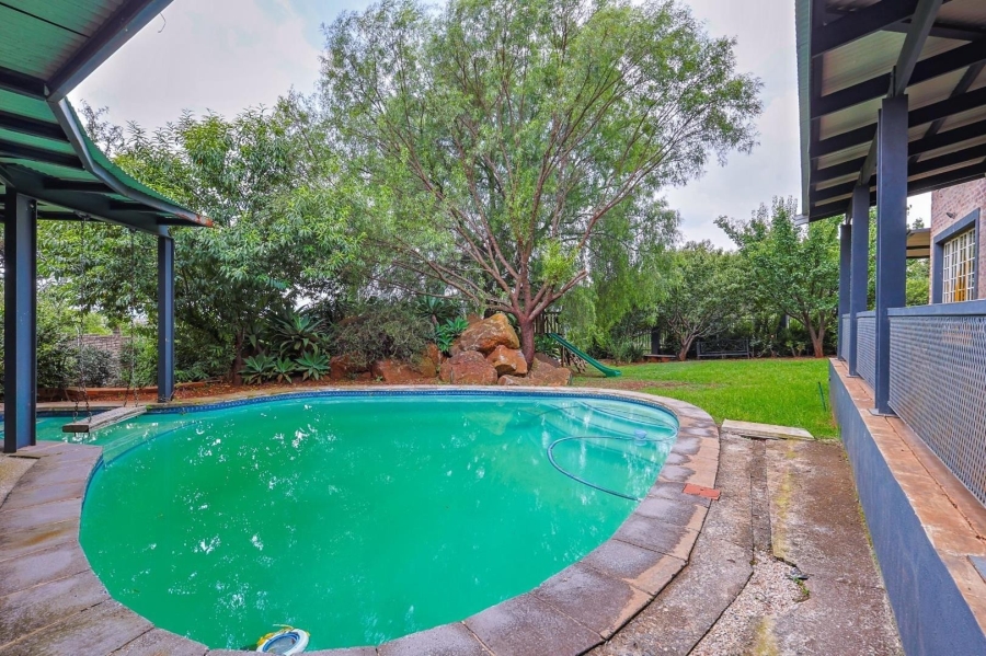 5 Bedroom Property for Sale in Tyger Valley Gauteng