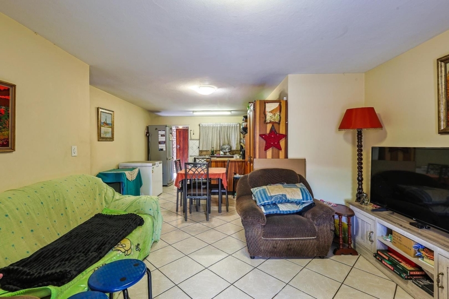 2 Bedroom Property for Sale in Garsfontein Gauteng