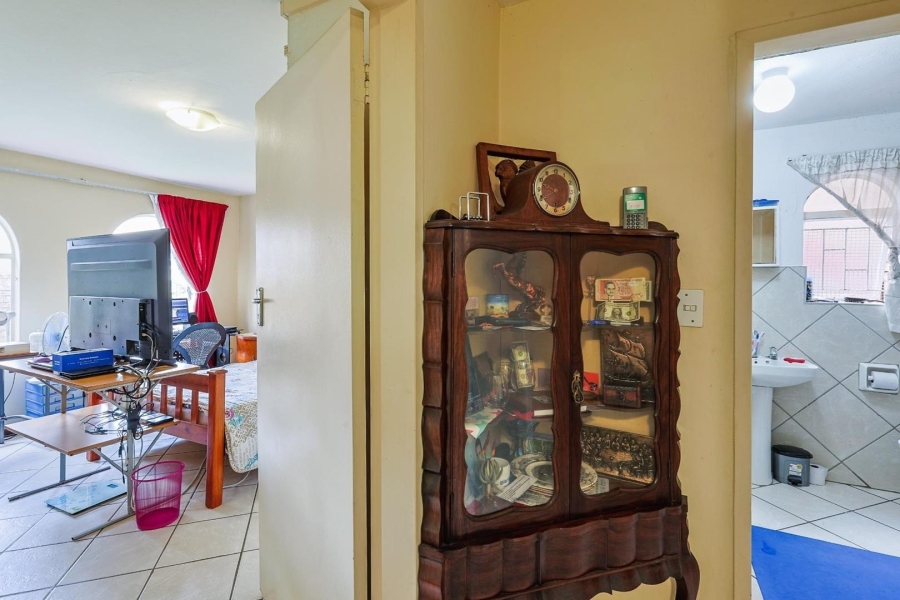 2 Bedroom Property for Sale in Garsfontein Gauteng