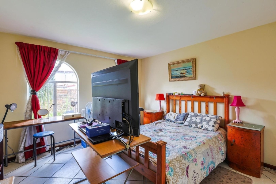 2 Bedroom Property for Sale in Garsfontein Gauteng