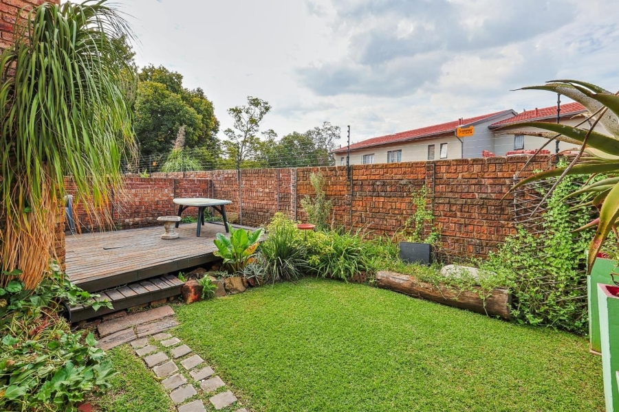 2 Bedroom Property for Sale in Garsfontein Gauteng