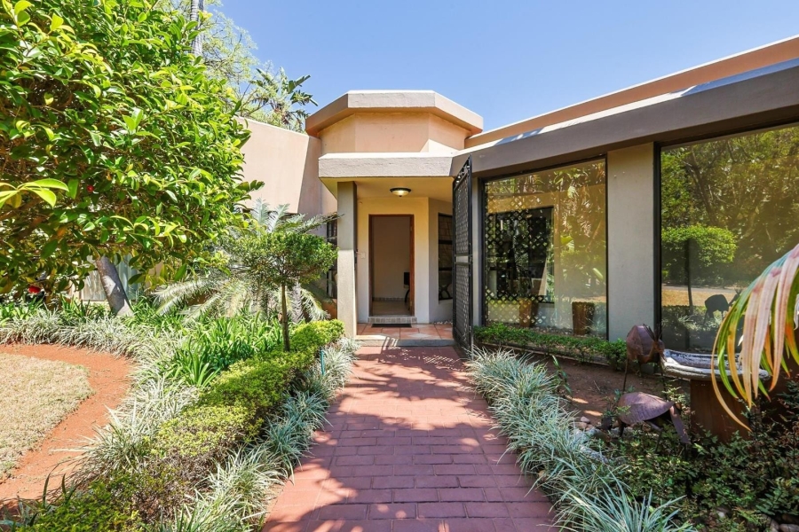 4 Bedroom Property for Sale in Wapadrand Gauteng