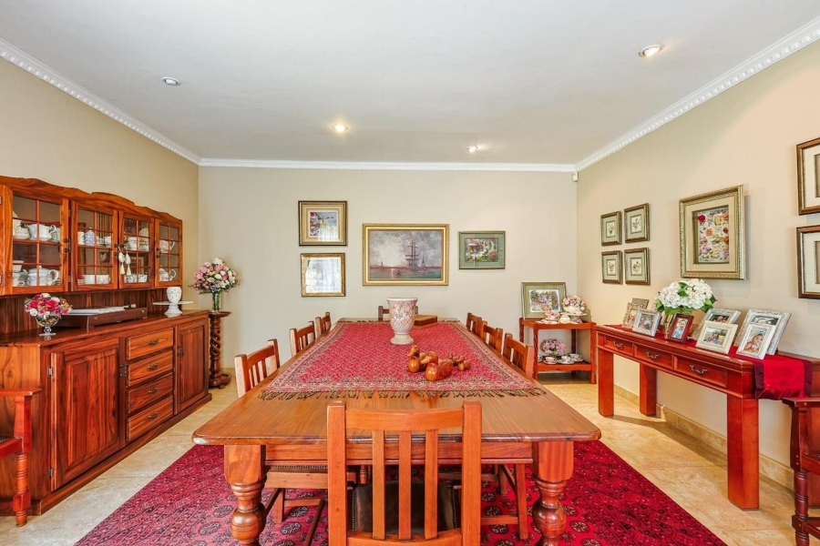 4 Bedroom Property for Sale in Wapadrand Gauteng