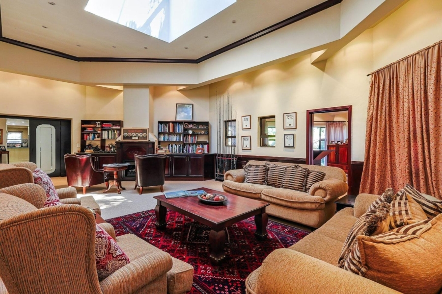 4 Bedroom Property for Sale in Wapadrand Gauteng