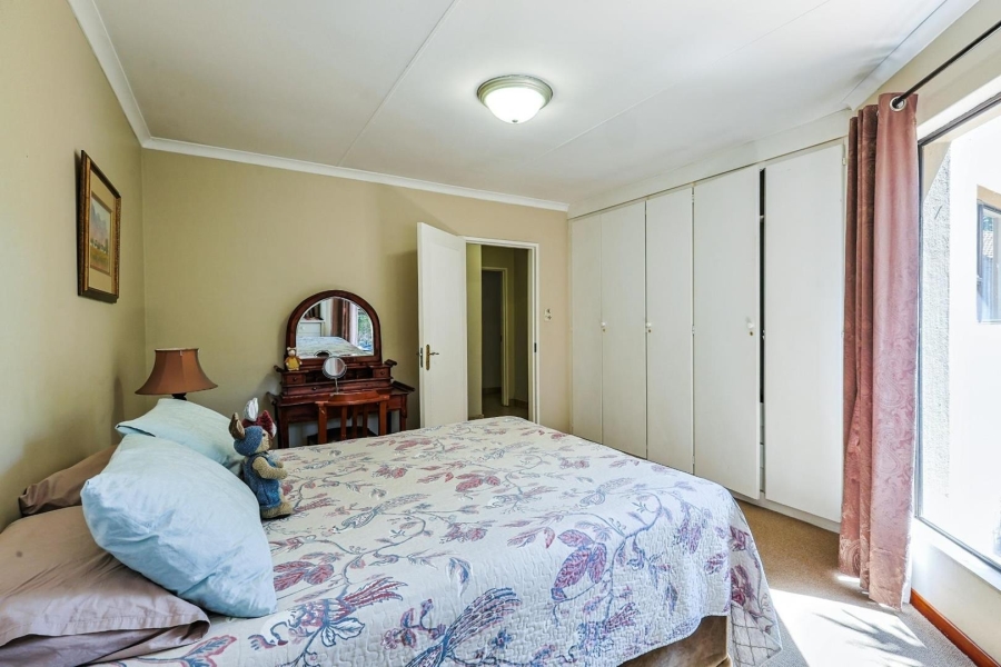 4 Bedroom Property for Sale in Wapadrand Gauteng