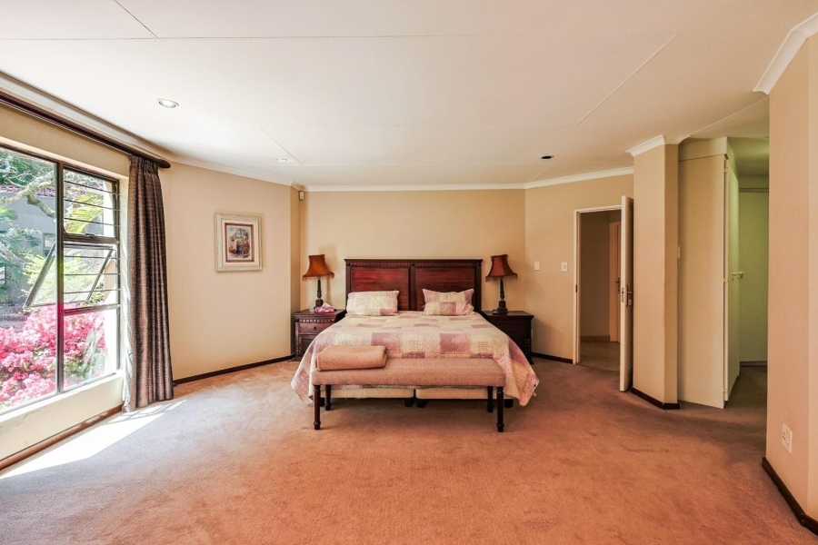 4 Bedroom Property for Sale in Wapadrand Gauteng