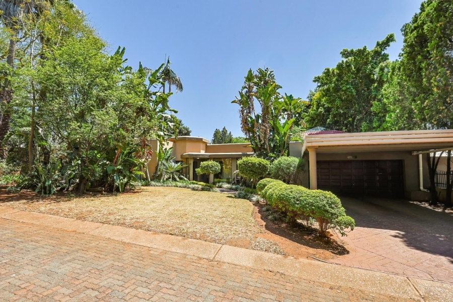 4 Bedroom Property for Sale in Wapadrand Gauteng