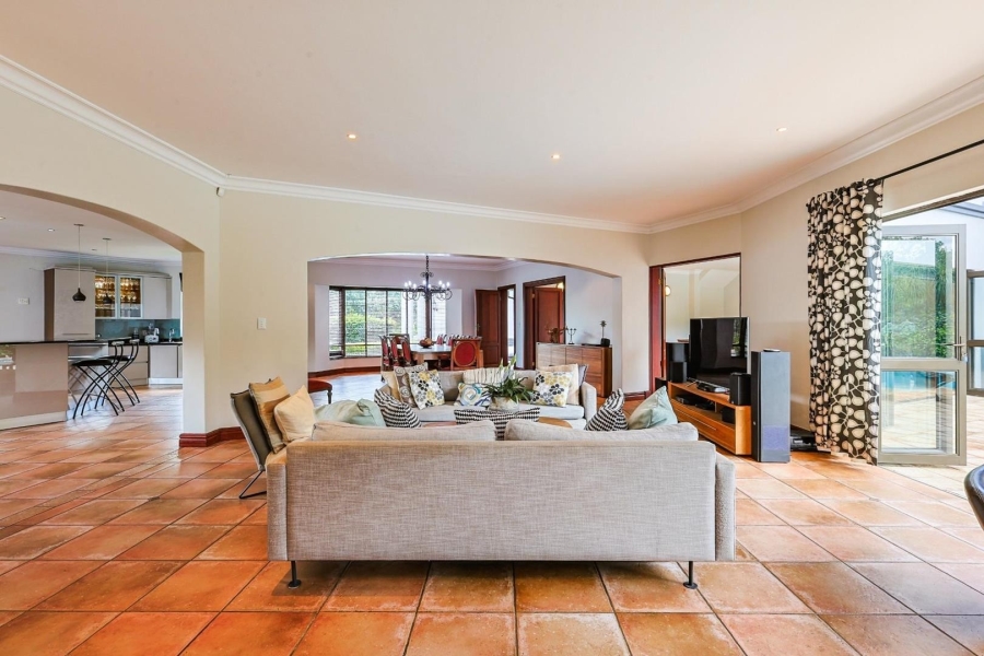 5 Bedroom Property for Sale in Mooikloof Equestrian Estate Gauteng