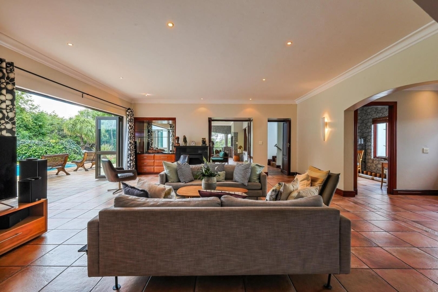 5 Bedroom Property for Sale in Mooikloof Equestrian Estate Gauteng