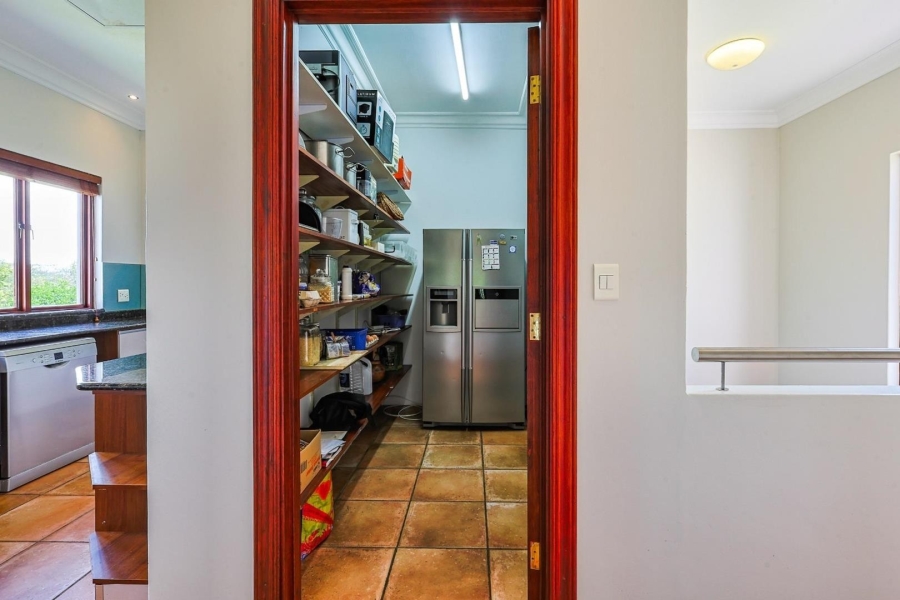 5 Bedroom Property for Sale in Mooikloof Equestrian Estate Gauteng