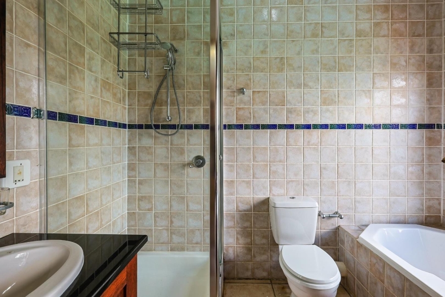 5 Bedroom Property for Sale in Mooikloof Equestrian Estate Gauteng