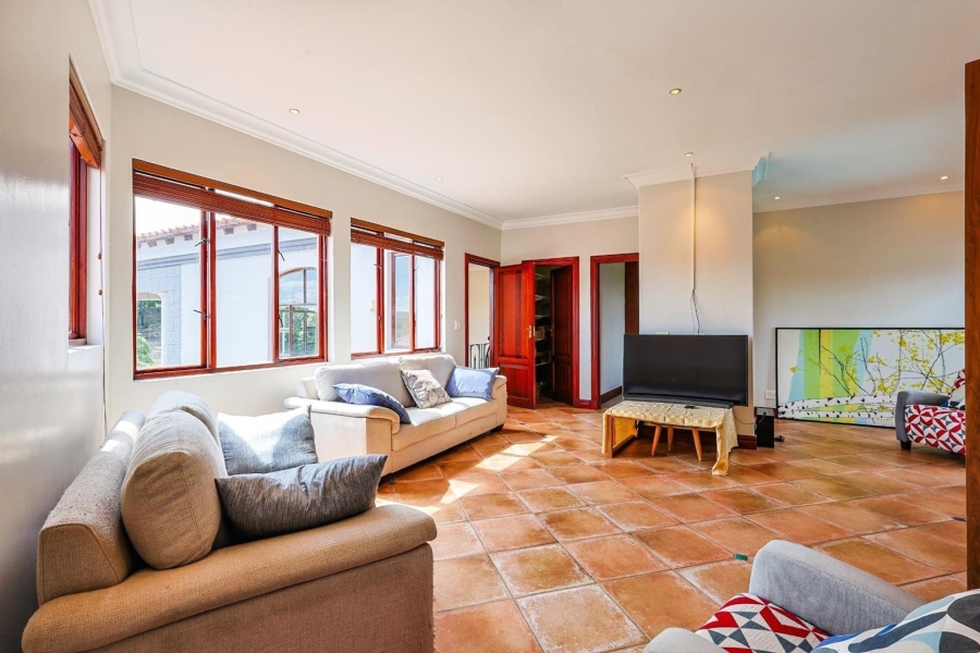 5 Bedroom Property for Sale in Mooikloof Equestrian Estate Gauteng