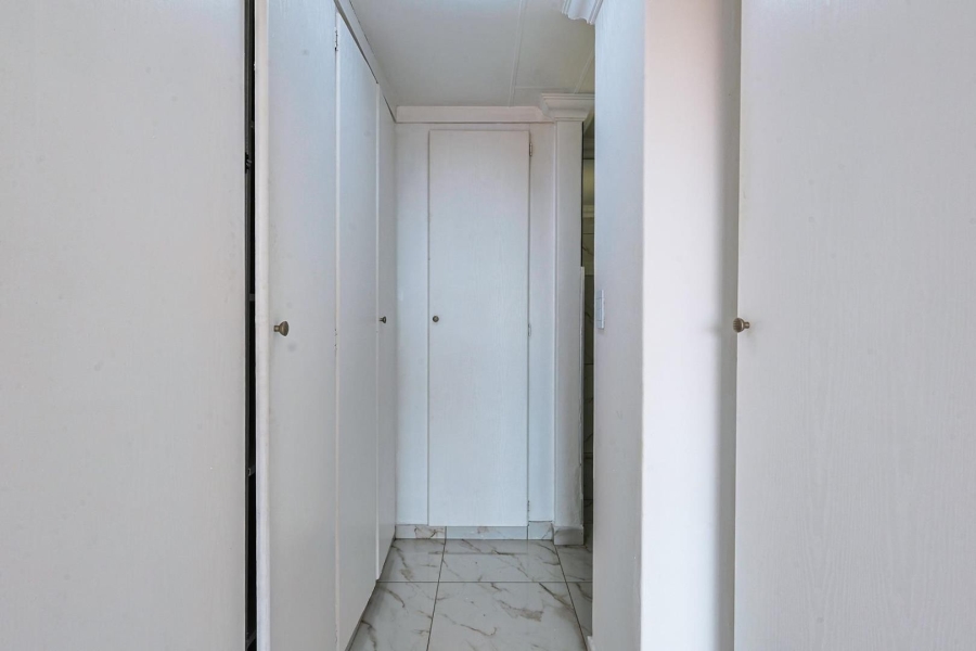 To Let 3 Bedroom Property for Rent in Waterkloof Park Gauteng