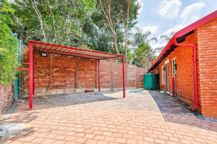 To Let 3 Bedroom Property for Rent in Waterkloof Park Gauteng