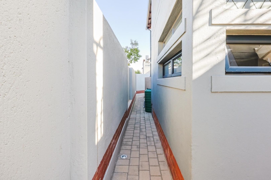 3 Bedroom Property for Sale in Equestria Gauteng