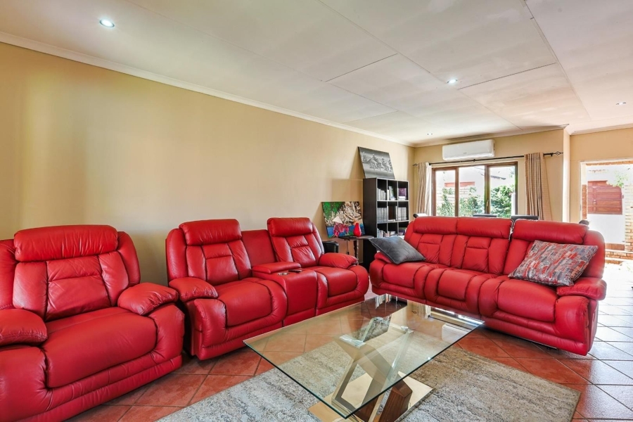 3 Bedroom Property for Sale in Mooikloof Ridge Gauteng