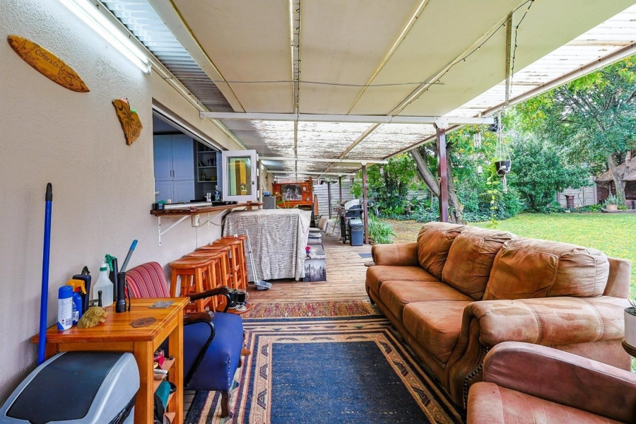 3 Bedroom Property for Sale in Rooihuiskraal Gauteng