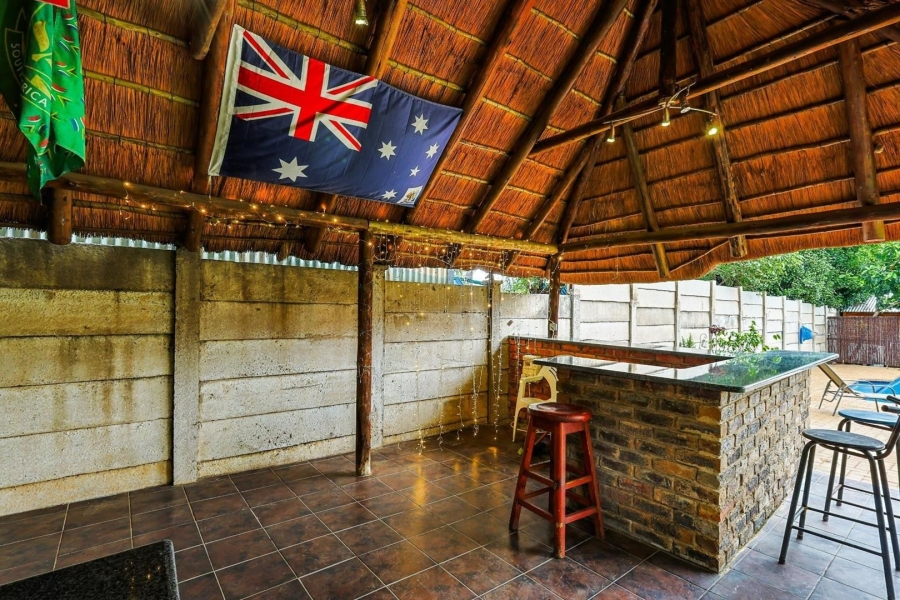 3 Bedroom Property for Sale in Rooihuiskraal Gauteng