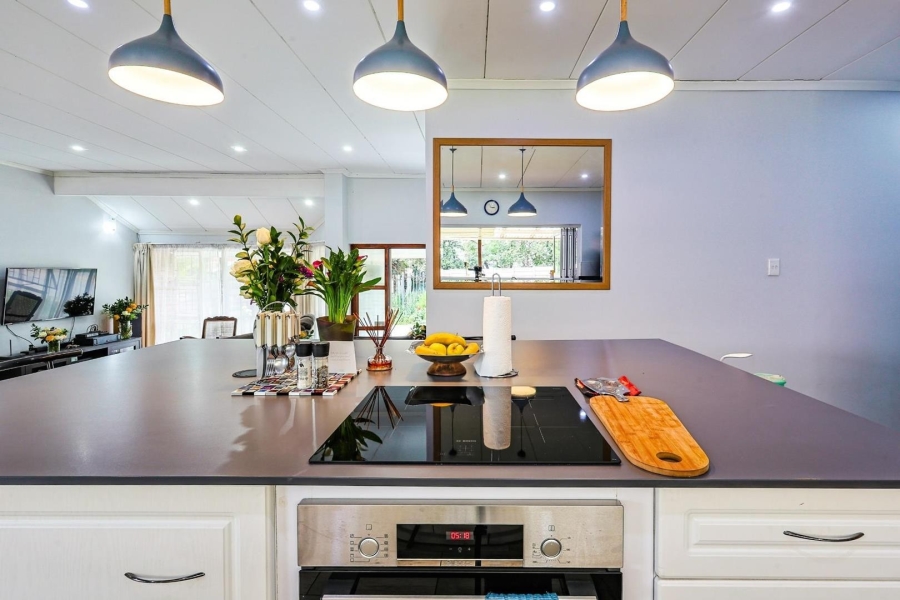 3 Bedroom Property for Sale in Rooihuiskraal Gauteng