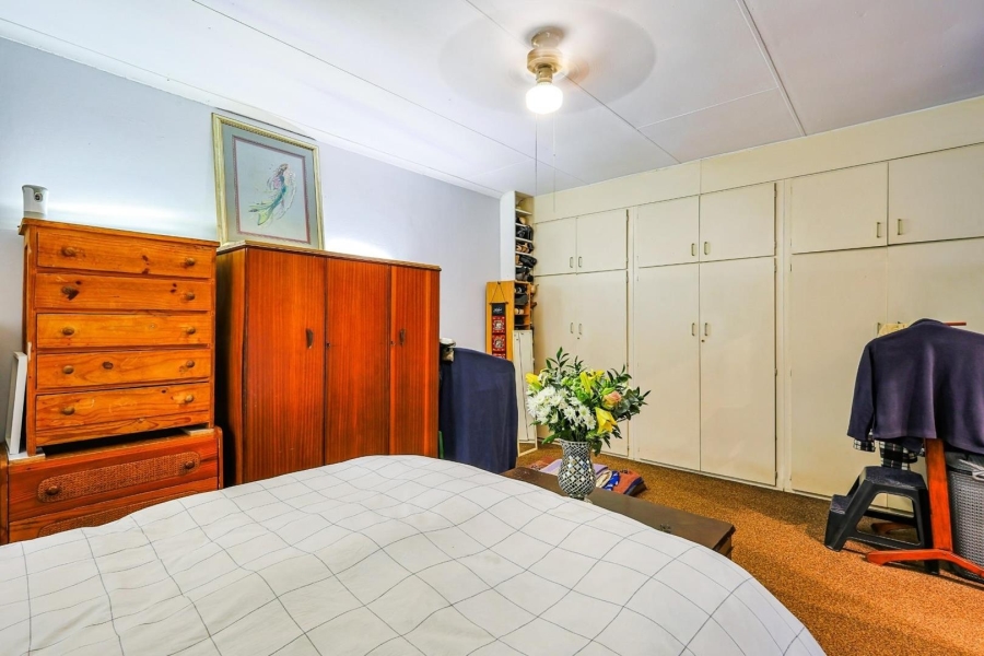 3 Bedroom Property for Sale in Rooihuiskraal Gauteng